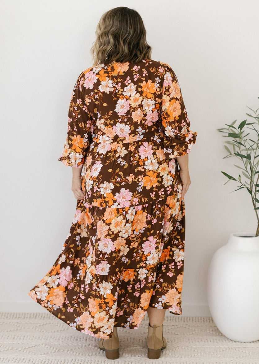 women's plus-size autumn floral midi dress with pockets