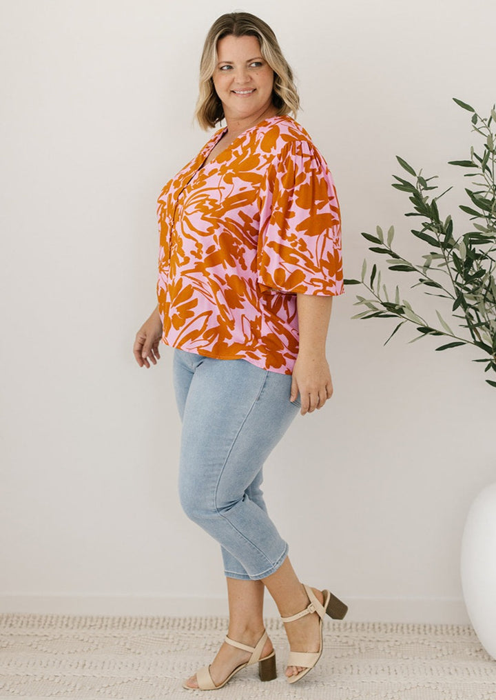 breast-feeding friendly spring floral top