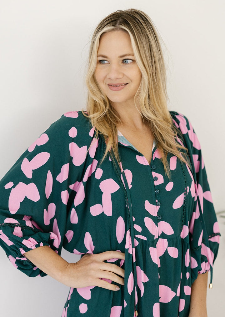 bump-friendly abstract print smock-style maxi dress