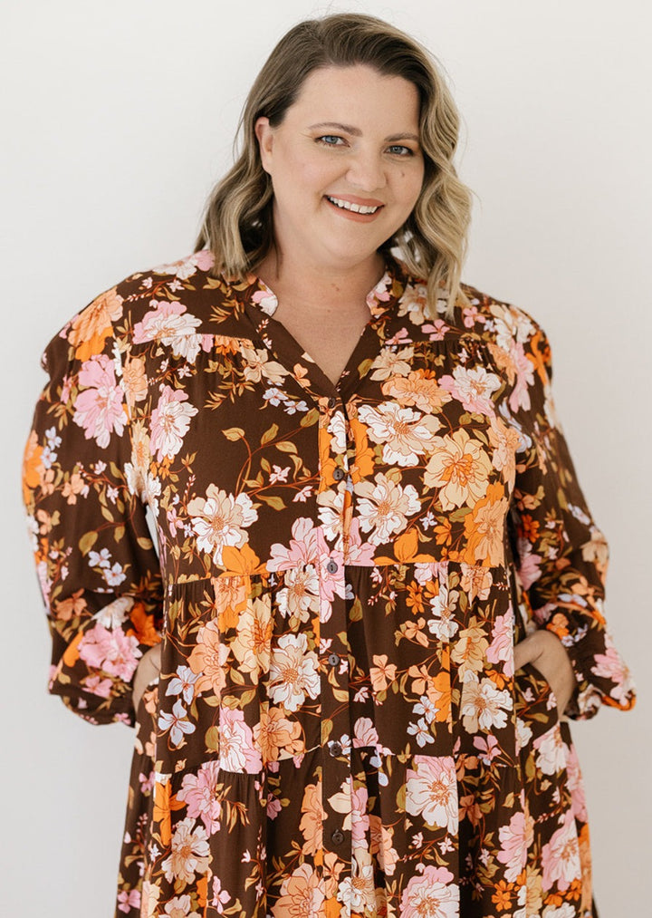 plus-size breast-feeding friendly button-down smock-style dress 