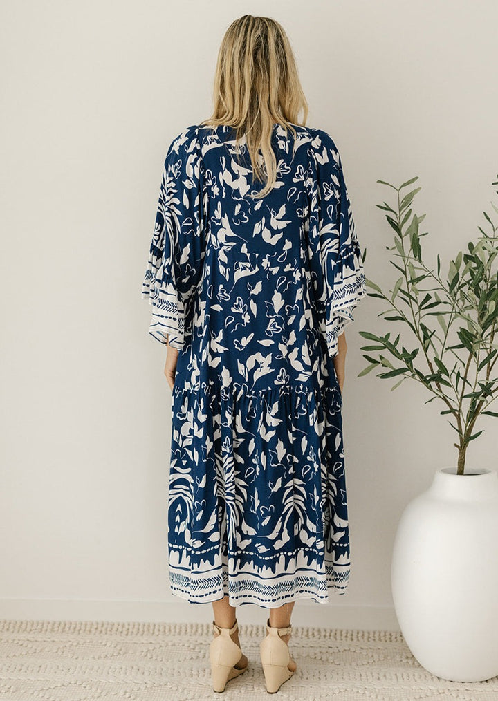 bump-friendly navy and white tunic maxi with pockets