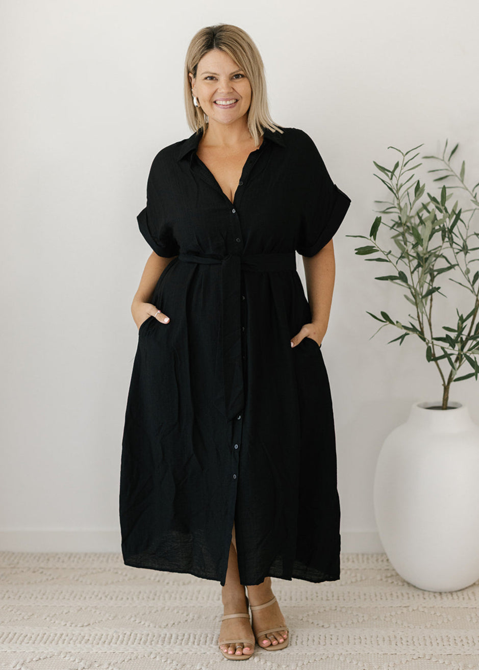 Elowyn Midi Dress in Black