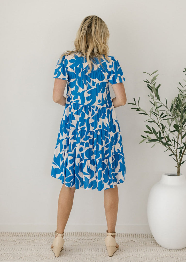 blue floral bump-friendly summer knee-length dress