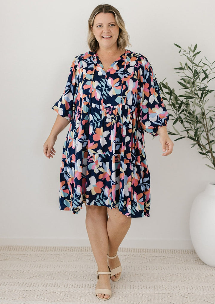 Knee-Length Tunic Dress for Curvy Women