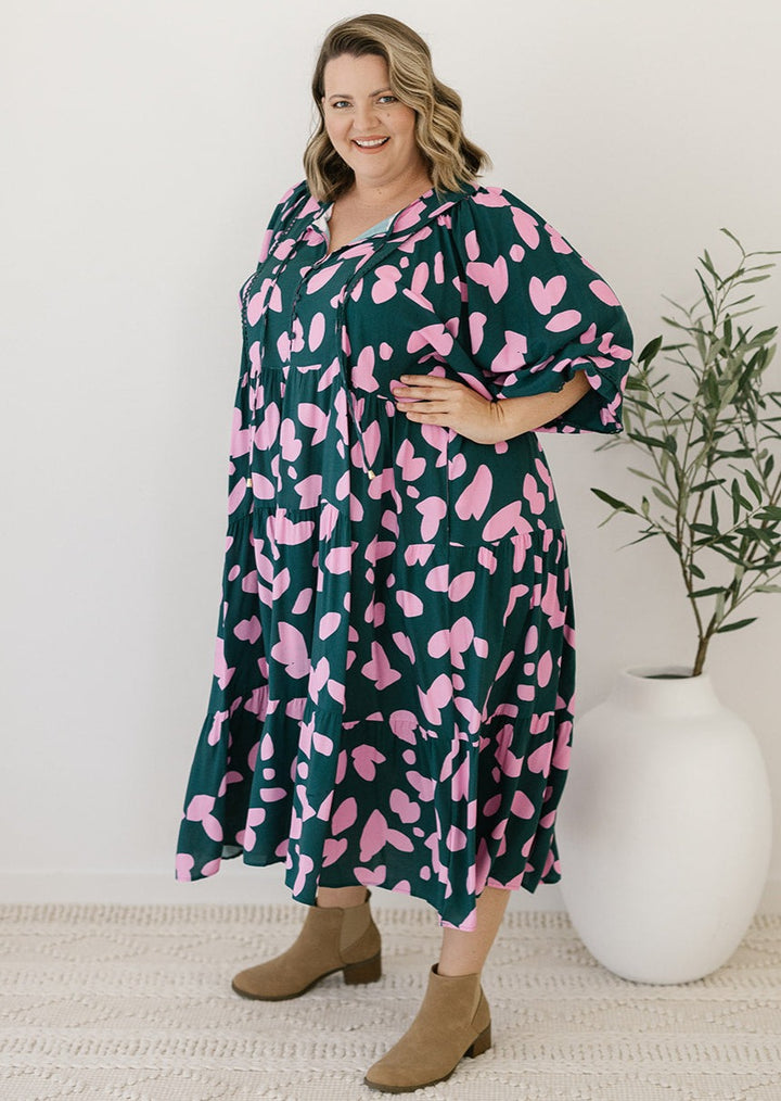 abstract-print bump-friendly maxi dress with pockets