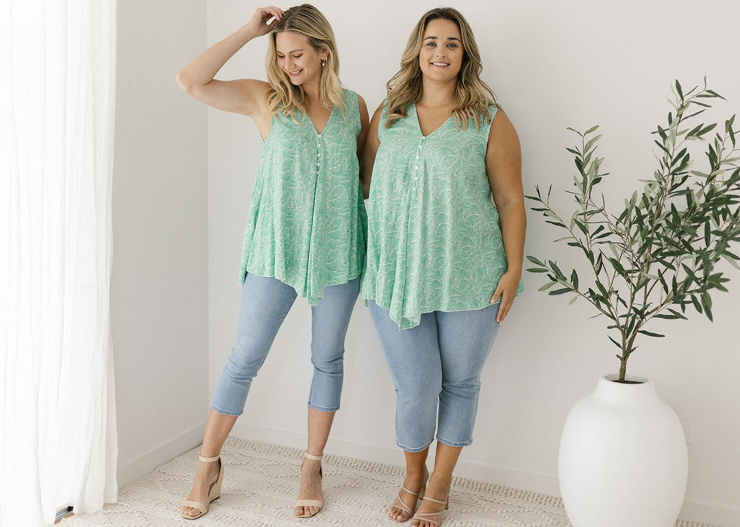 Green and white leaf flowy top