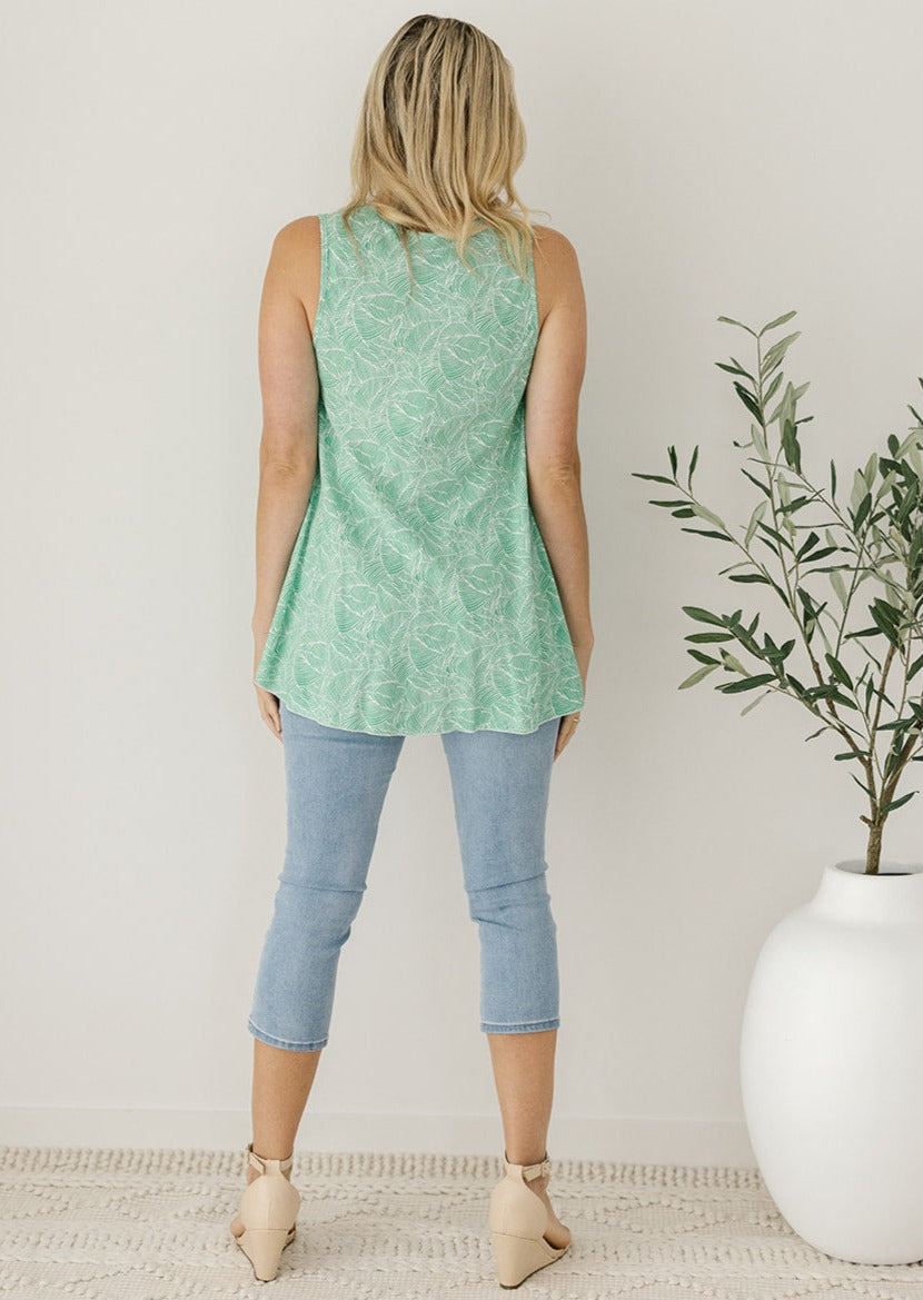 Green and white leaf flowy top