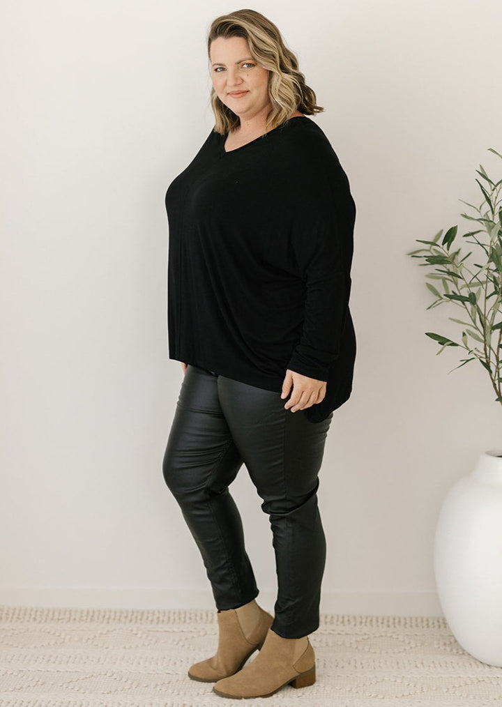 black long sleeve ladies tee
