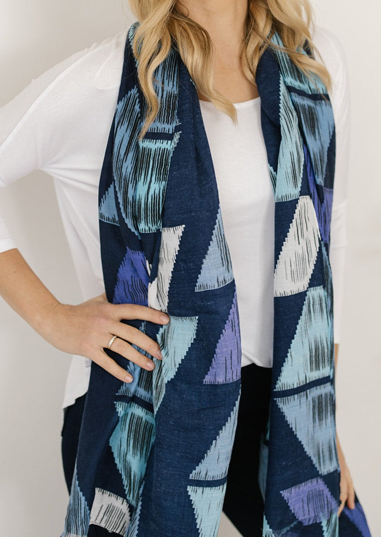 Raine Scarf