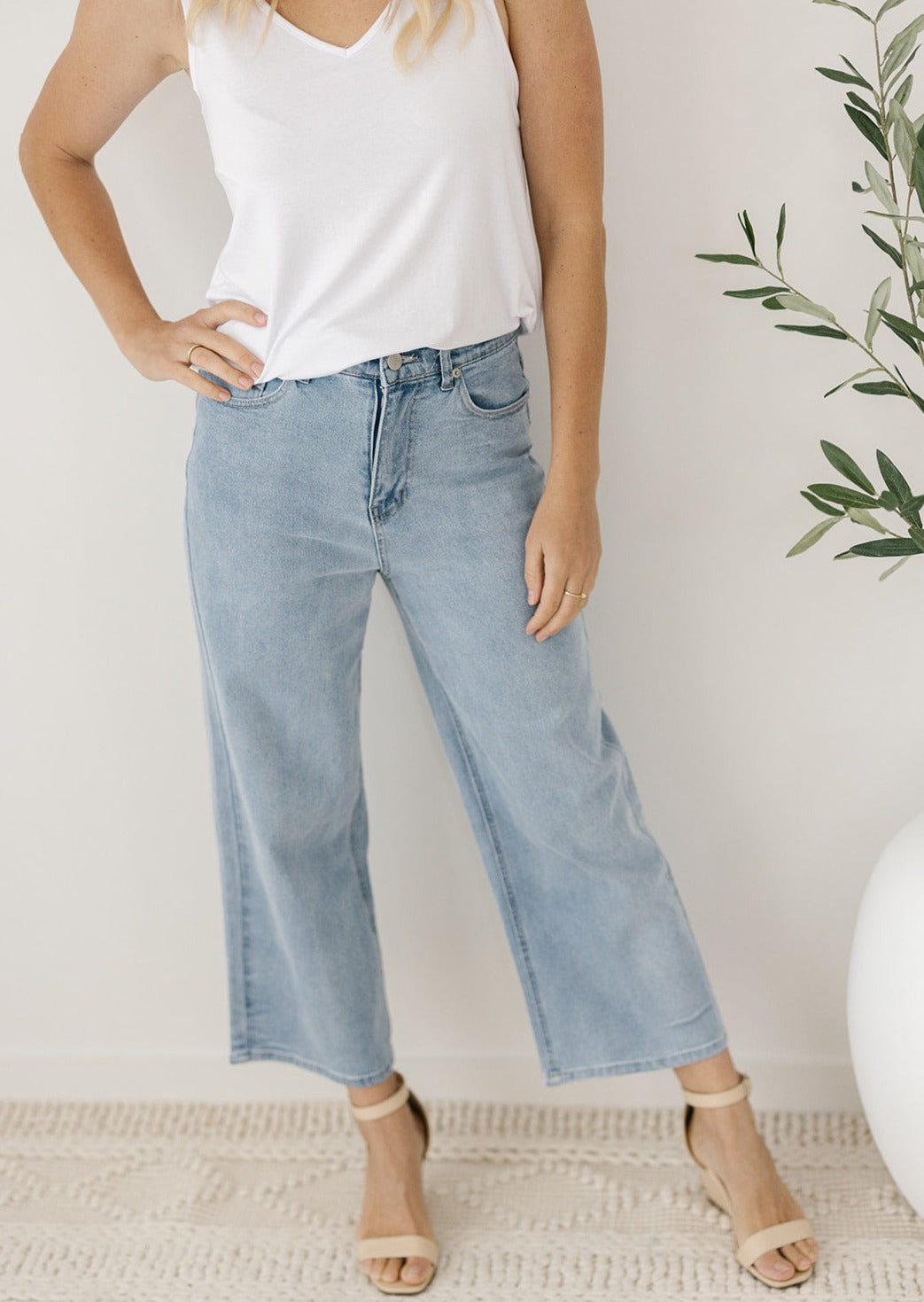 Sandy Crop Jeans