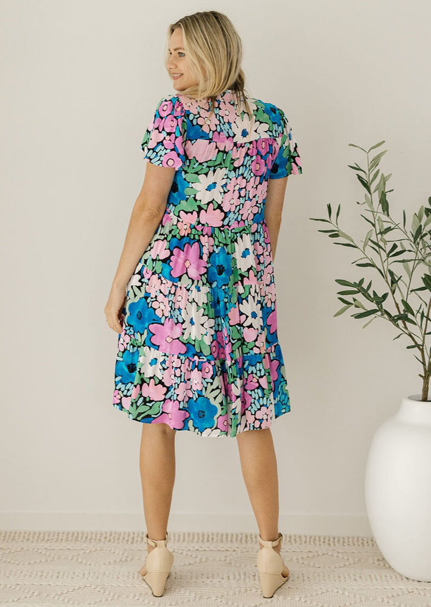 breast-feeding friendly knee-length floral dress 