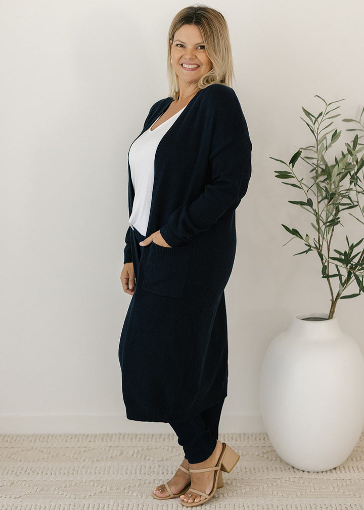 Tully Knit Cardigan in Navy