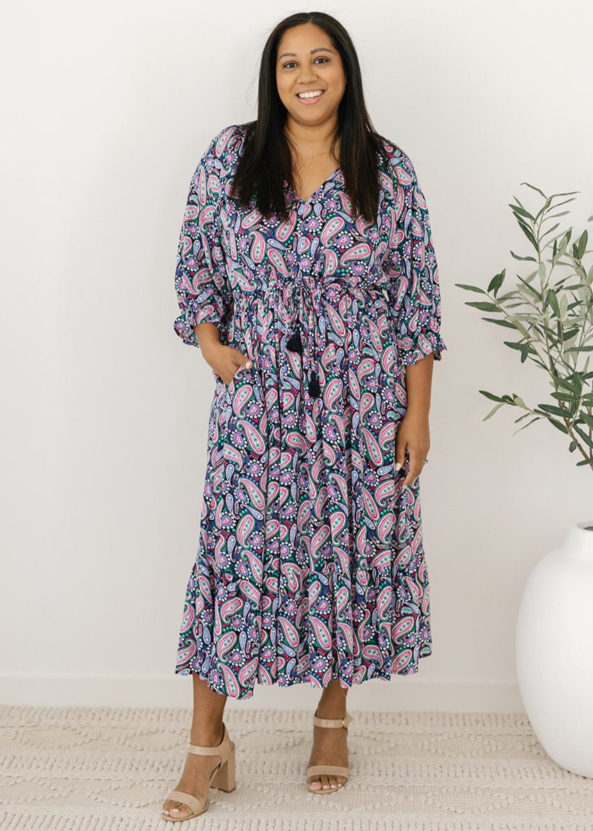 women's drawstring-waisted pink and black paisley print midi dress