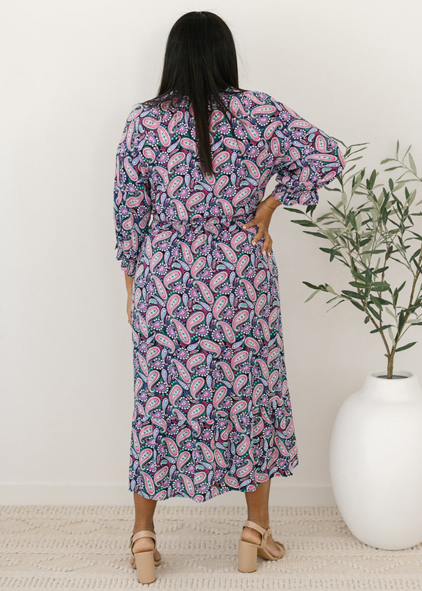 ladies paisley print midi dress with pockets