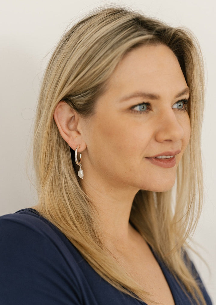Lillian Earrings in Silver