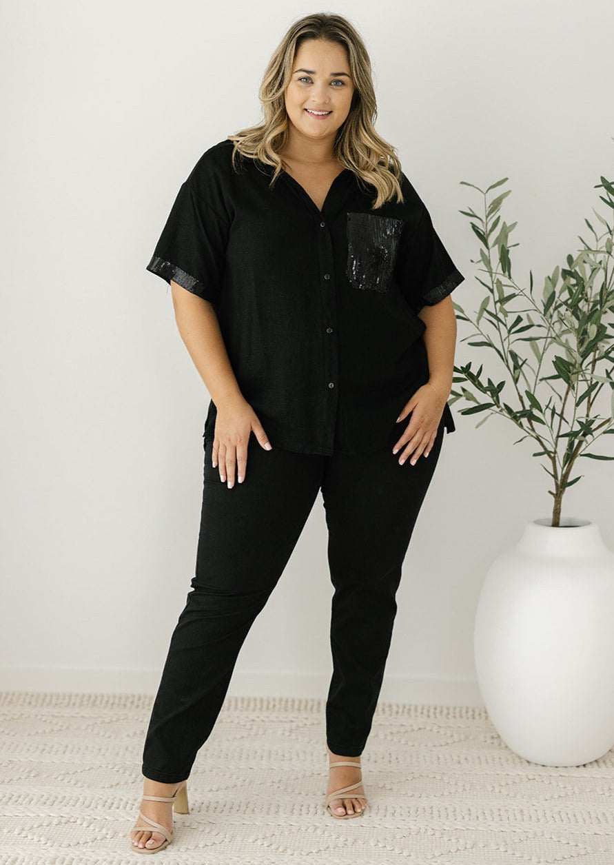 ladies linen shirt in black