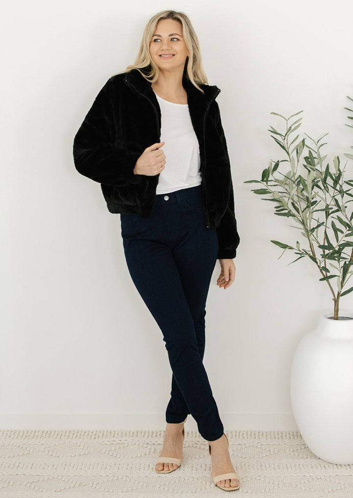 Yasmin Jacket in Black