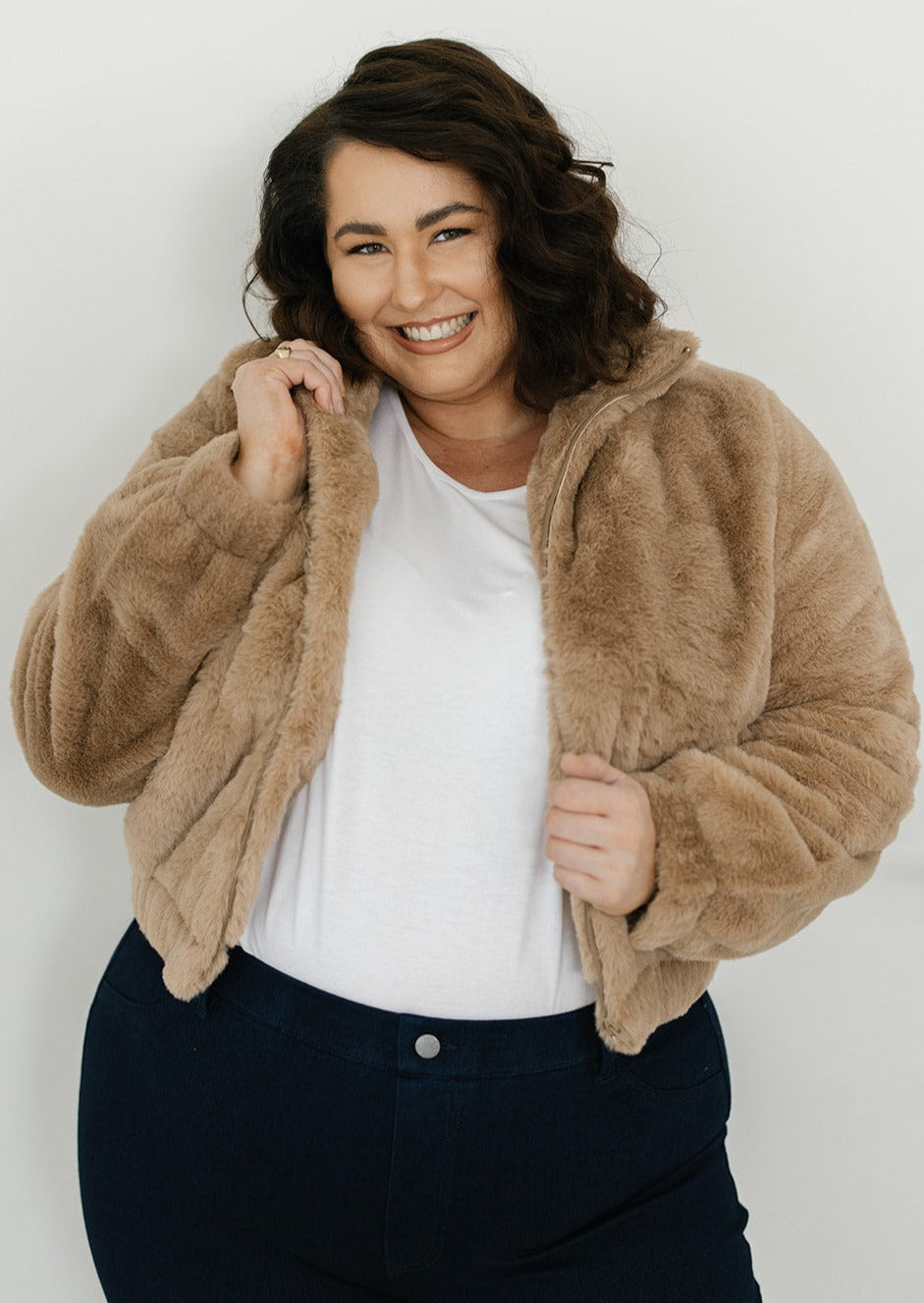 Yasmin Jacket in Tan