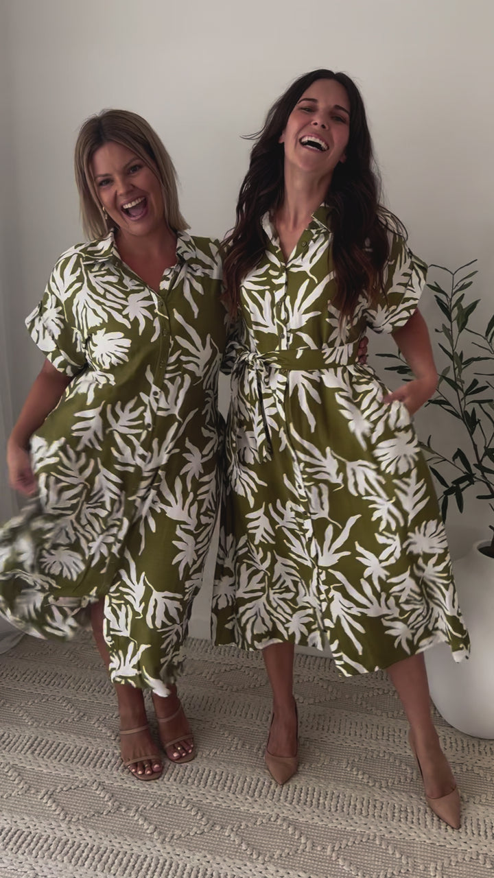 Elowyn Midi Dress in Moss