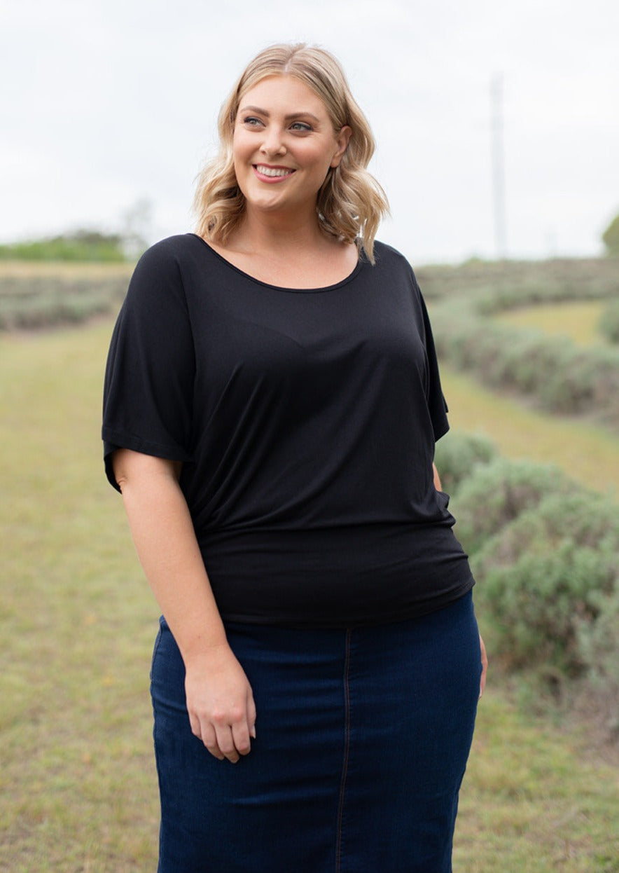 Maui Batwing Tee in Black