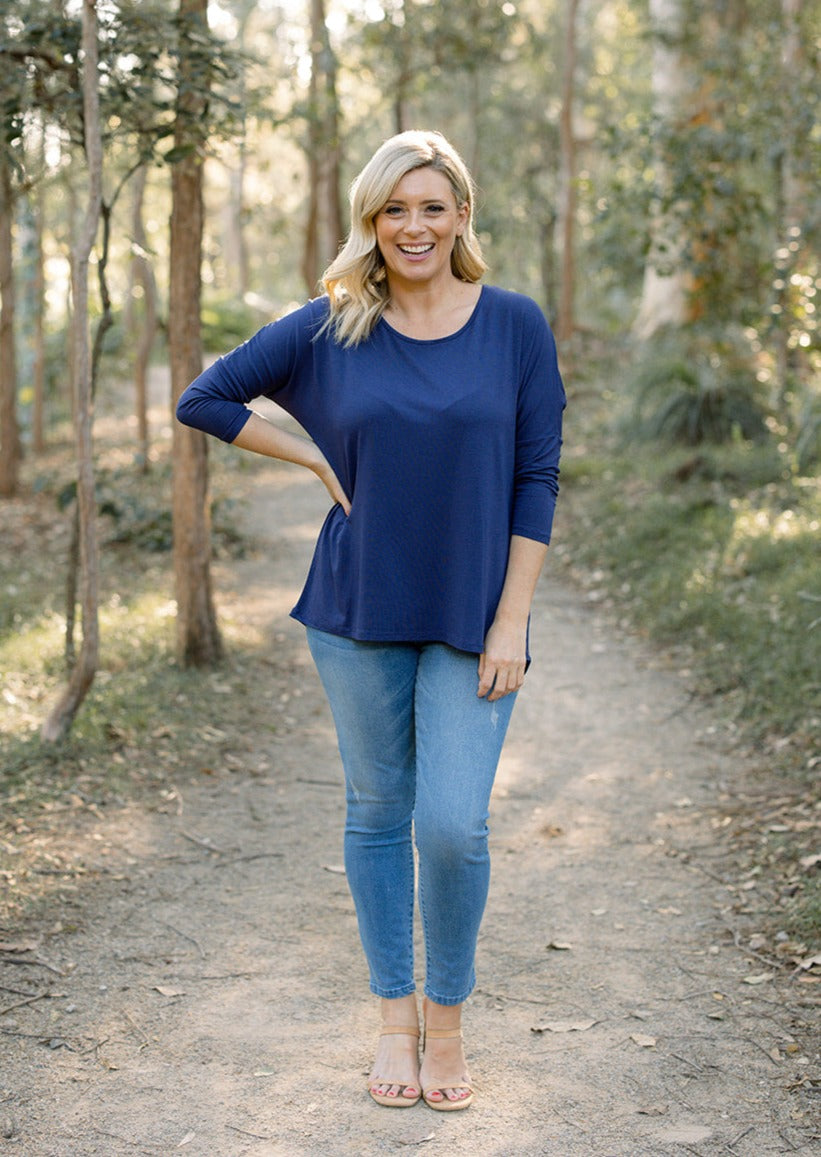 Nikki Top in Navy