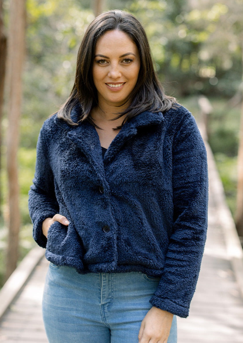 Teddy Cropped Jacket in Navy